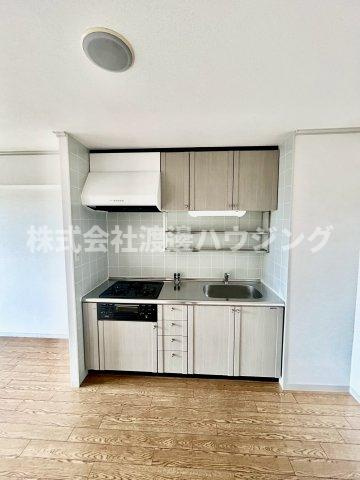 スカイコート待兼山A棟のキッチン