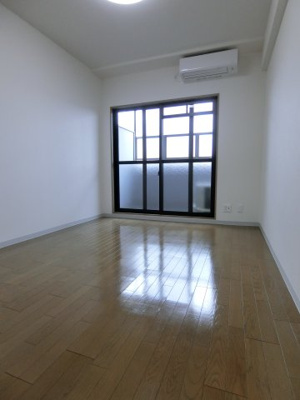 【洋室】 | リヴェール・エスト