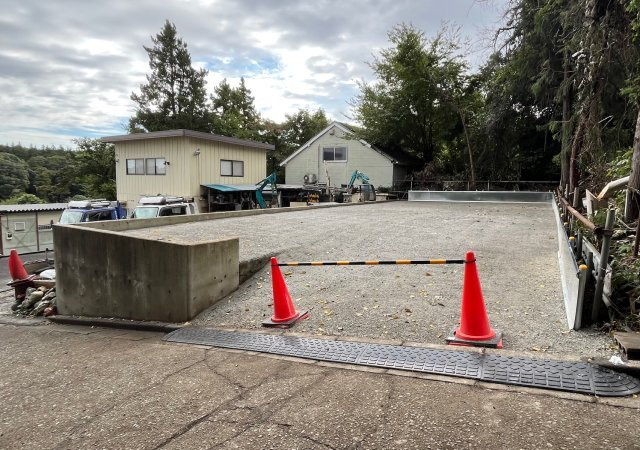 上川井町2001-13貸地