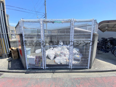【その他共用部分】 | 　フェルザ住道 | 専用ごみ置き場です