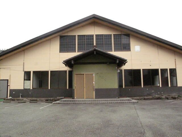 小林貸店舗の外観