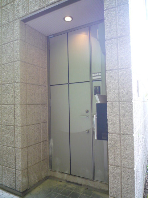 上野毛森の家のその他共用部分|玄関