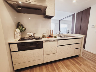 【キッチン】 | エクセレントシティ蘇我　 | お料理しながら大切な家族との会話を楽しむ。家族のコミュニケーションが生まれるキッチンです