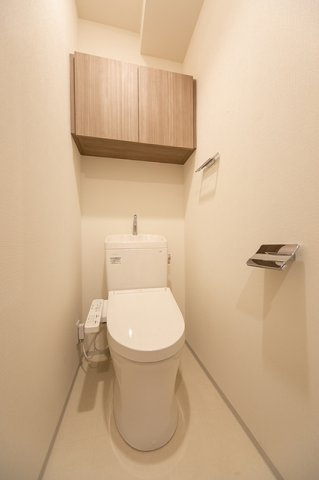 アヴニール三軒茶屋のトイレ|※写真は同タイプ住戸です。