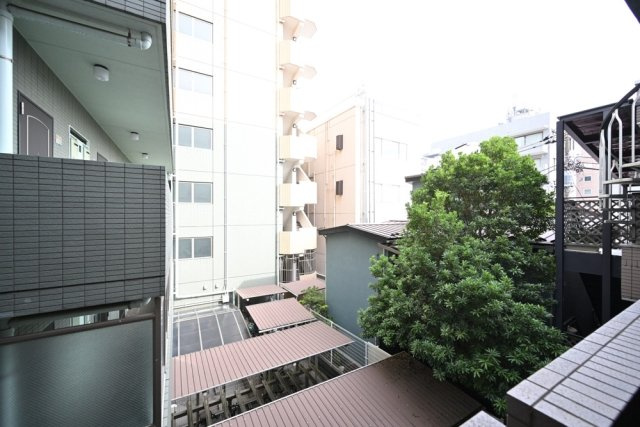 ルーブル高円寺伍番館の展望