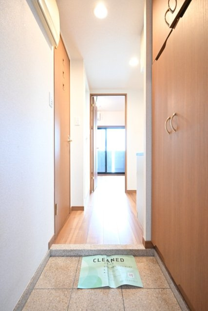 ルーブル高円寺伍番館の玄関|ゆったりとした玄関です