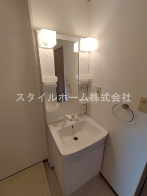 【洗面所】 | セジュールつきじ | 同建物内別部屋の写真です。