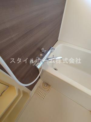 【浴室】 | セジュールつきじ | 同建物内別部屋の写真です。