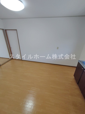 【居間・リビング】 | セジュールつきじ | 同建物内別部屋の写真です。