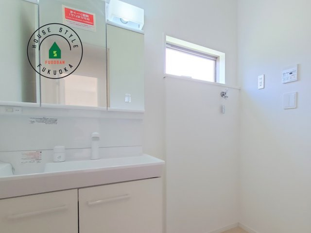 福津市西福間3丁目第7-2棟（2号棟）の内観：施工例|洗面所は小さなプライベートスペース。歯磨き、洗顔と毎日施す個人空間。