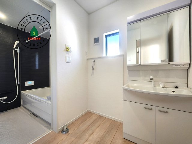 糟屋郡須恵町新原第5-3棟（2号棟）の内観：施工例|脱衣所、洗面所は小さなプライベートスペース。歯磨き、洗顔と毎日施す個人空間。