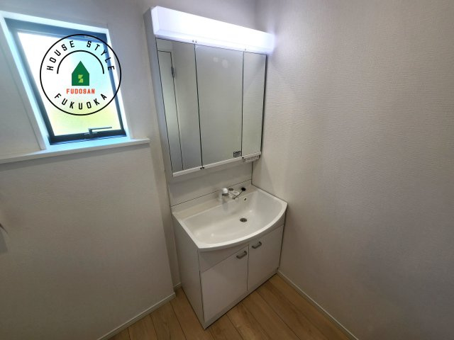 糟屋郡須恵町新原第5-3棟（2号棟）の内観：施工例|洗面所は小さなプライベートスペース。歯磨き、洗顔と毎日施す個人空間。