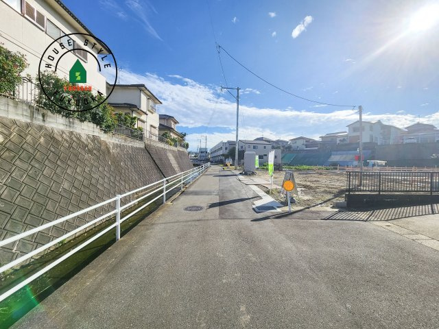 糟屋郡須恵町新原第5-3棟（3号棟）の前面道路含む現地写真|前面道路です。
