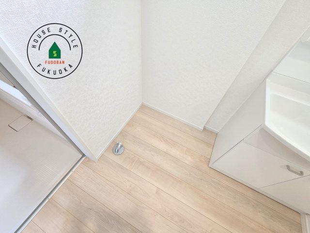 糟屋郡須恵町新原第5-3棟（3号棟）の内観：施工例|ランドリースペースは広さもたっぷり。