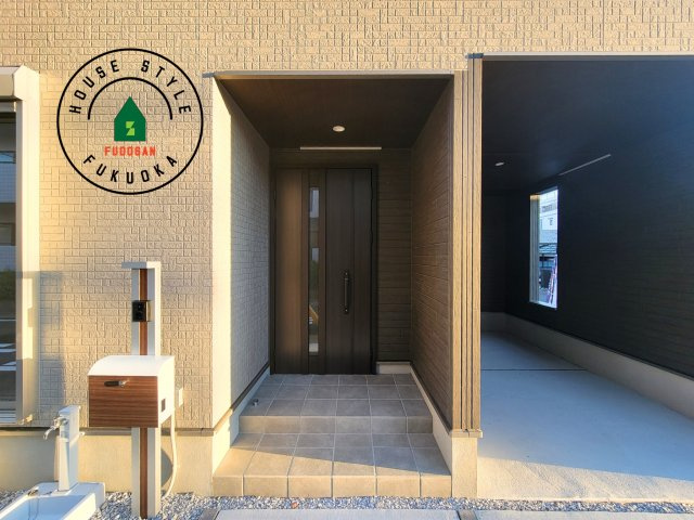 福岡市西区小戸3丁目第1-3棟（1号棟）　の外観：施工例|おでかけの時も帰った時も、「我が家」を最初に感じでもらえる素敵な空間に。