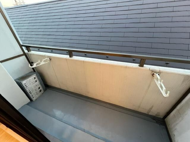 サザンパレス服部のバルコニー