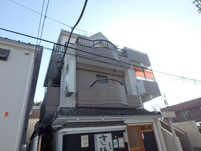 サザンパレス服部の外観