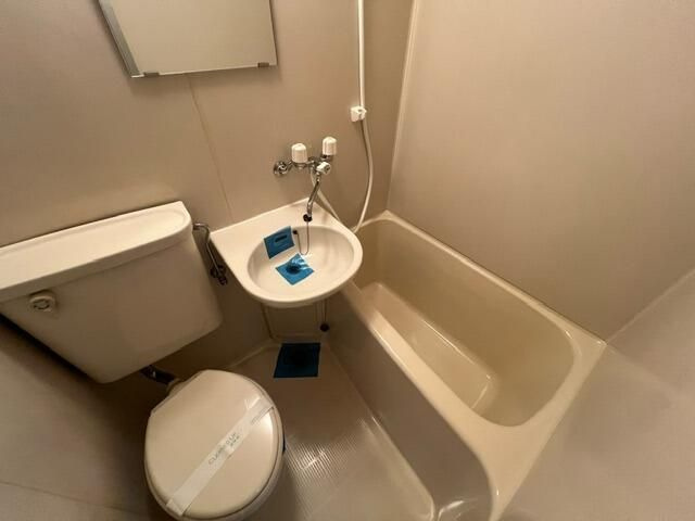 サザンパレス服部の浴室