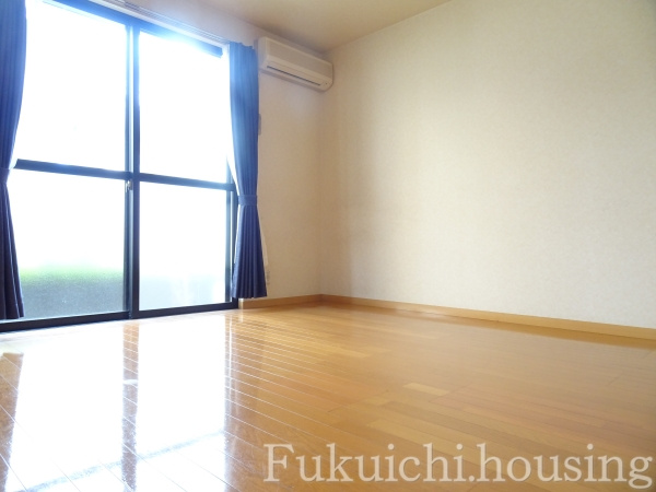 リーブラ桜上水の寝室