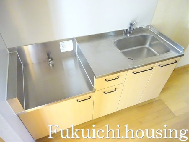 リーブラ桜上水のキッチン