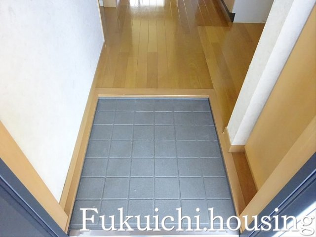 リーブラ桜上水の玄関