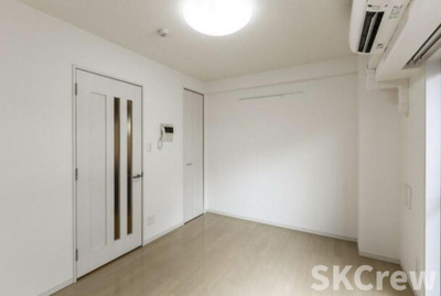 【居間・リビング】 | レキシントン・スクエア曙橋 | 別号室の写真です