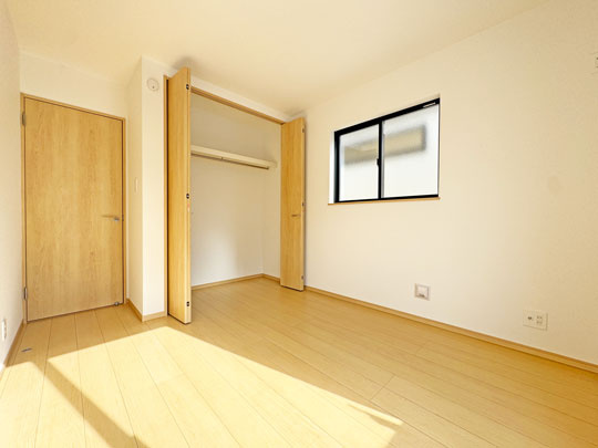 多賀城市新田17番の洋室