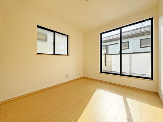 多賀城市新田17番の洋室