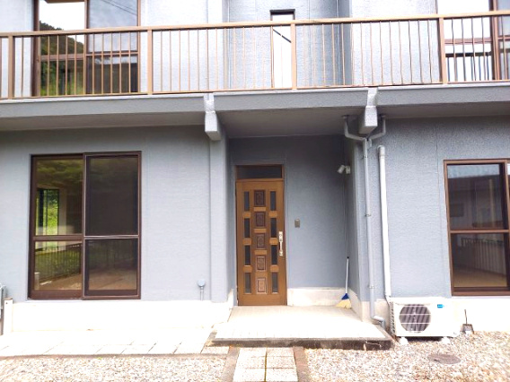 売中古戸建　静岡市葵区北の玄関