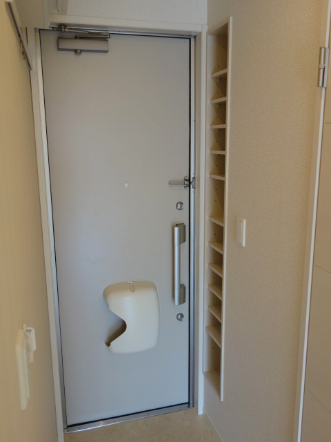 Residence Rose・Kの玄関