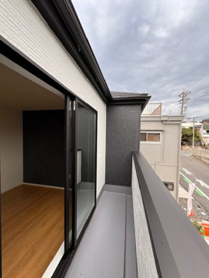 【バルコニー】 | Terrechez尾張旭市平子町2期全1棟【仲介手数料無料　城山小　旭中】 | LINEから簡単お問合せ可能！
友達検索で@nqk7328tです！。