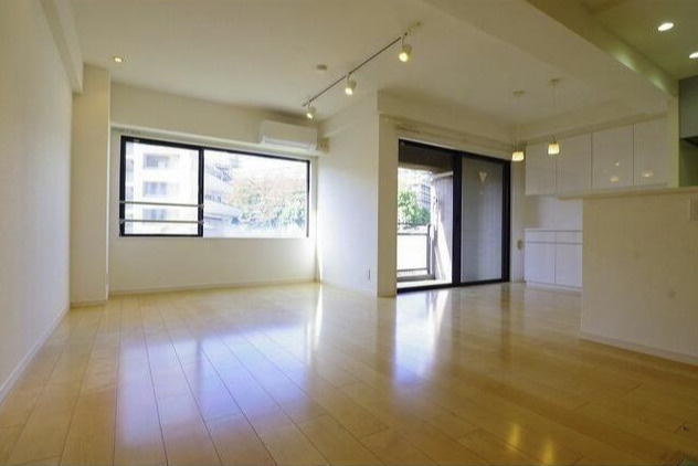 エスバイエル代々木西原の居間・リビング