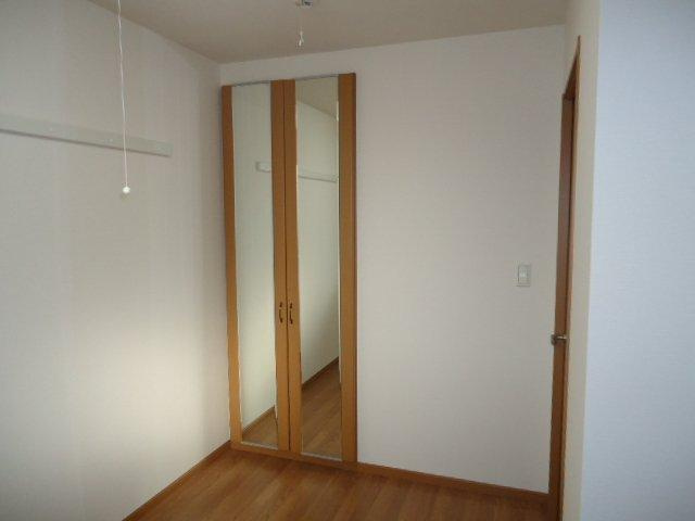 キャトル・セゾンの寝室|洋室