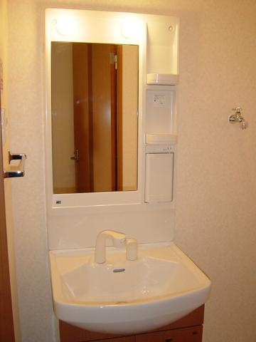 キャトル・セゾンのその他|シャワードレッサー