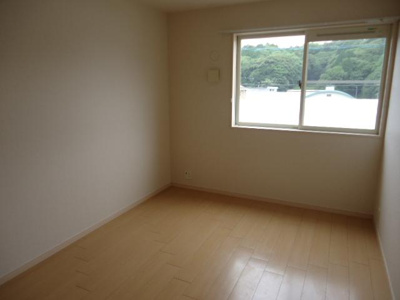 【内装】 | ガイア | 洋室北６．１帖