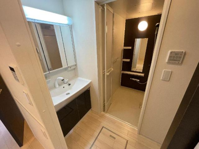 【洗面所】 | グラン フェリシア（Grand Felicia） | 洗髪洗面化粧台（イメージ）