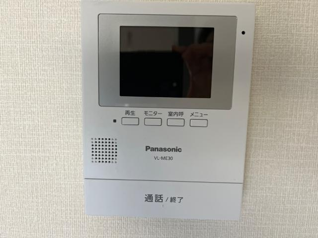 富山市北代新築アパートの内装|カメラ付インターホン（イメージ）