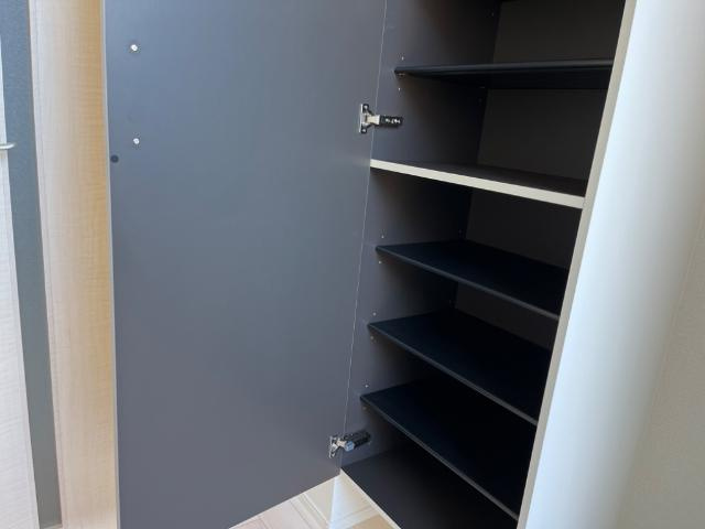 富山市北代新築アパートの収納|下駄箱（イメージ）