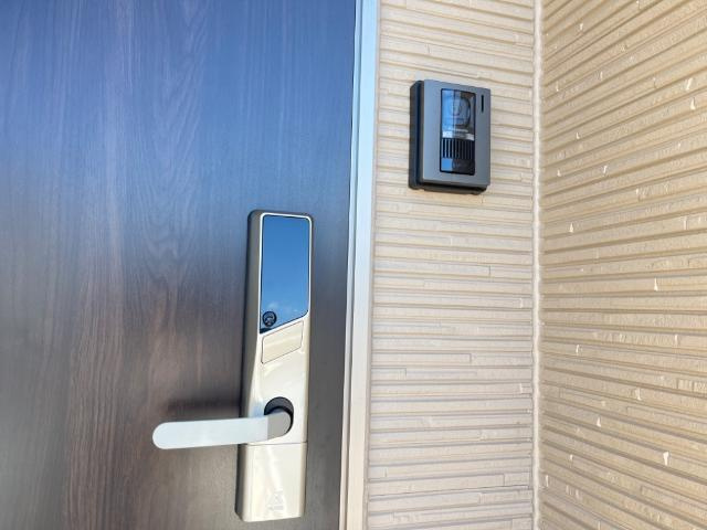 富山市北代新築アパートの内装|デジタルキー（イメージ）