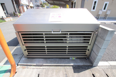 敷地内ゴミ置場