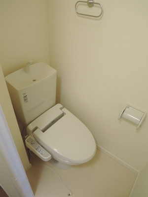 トイレ　洗浄機能付便座
