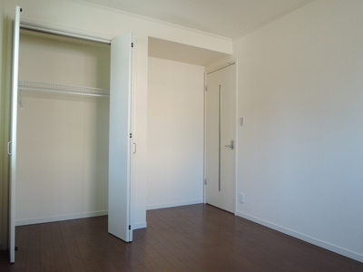 クローゼットあります