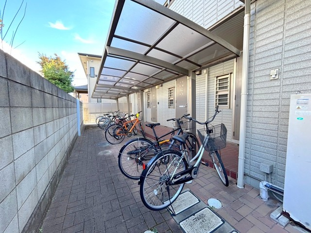 サンステップのその他共用部分|★屋根付き駐輪スペース★