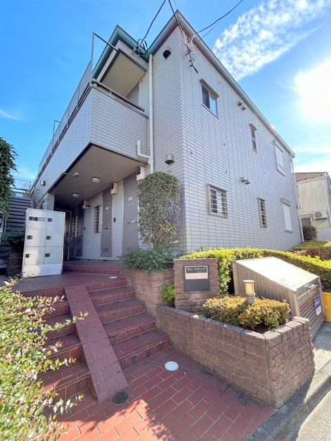 サンステップの外観|★閑静な住宅街★