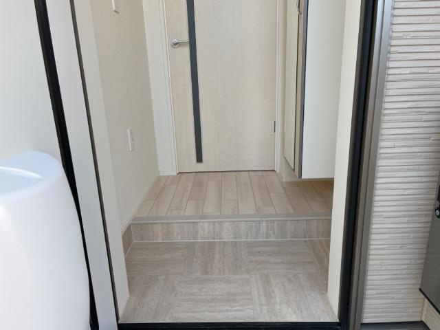 富山市北代新築アパートの玄関|玄関（イメージ）
