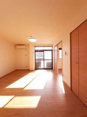 リブアライフ花梨の居間・リビング|ゆったりとしたリビングです