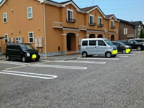 リヴァンスＢの駐車場|駐車場があります