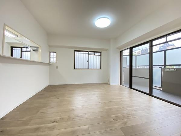 【居間・リビング】 | ライオンズマンション朝霧ヶ丘第２