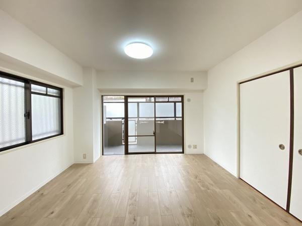 【居間・リビング】 | ライオンズマンション朝霧ヶ丘第２