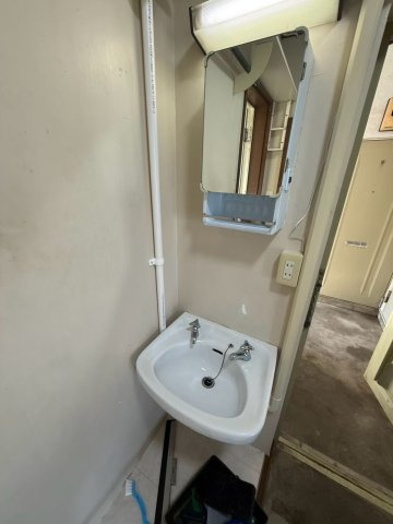 小平市学園西町１丁目の賃貸マンションの洗面所